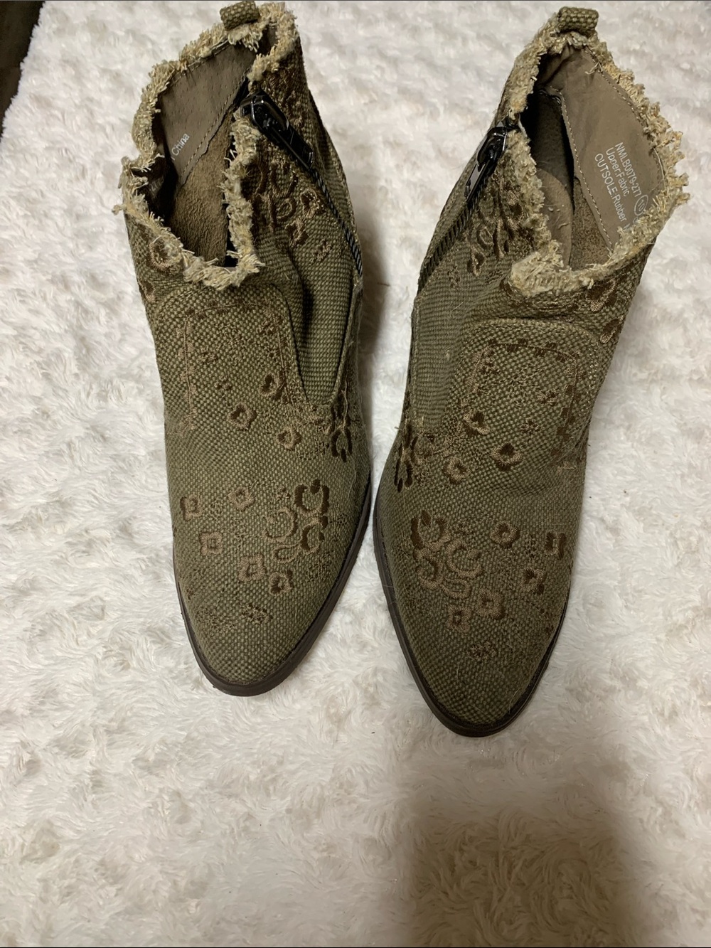 naughty monkey Olive Embroidered Frayed Ankle Booties